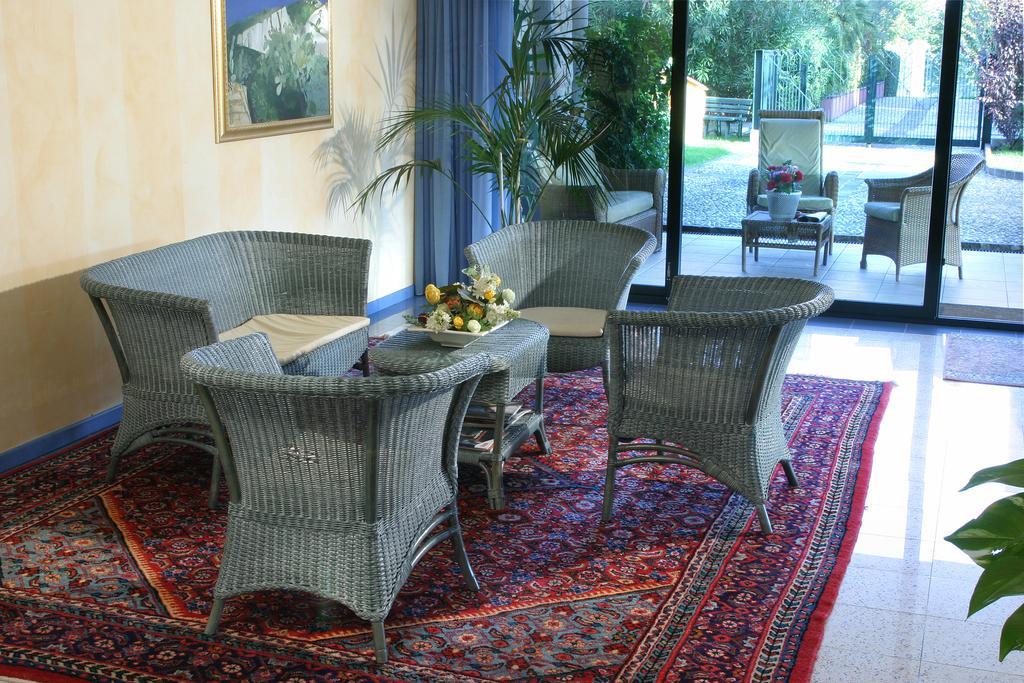 Residence Spiaggia D'Oro Desenzano del Garda Ngoại thất bức ảnh